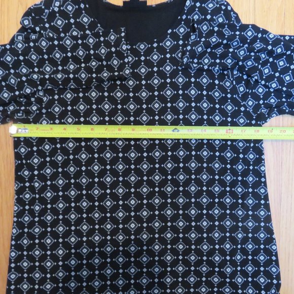 CLEARANCE J. Jill Wearever black gray and white print long sleeve tunic M - Picture 6 of 7